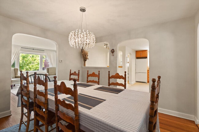 Photo - 12 Headland Way