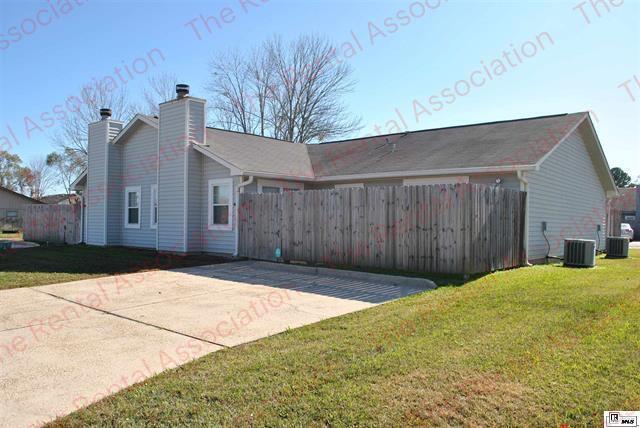 Photo - 300 Woodale Dr