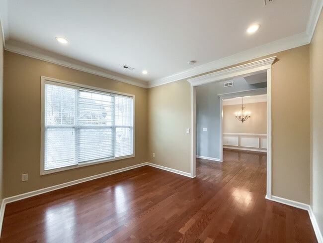 Photo - 3021 Gloxinia Rd