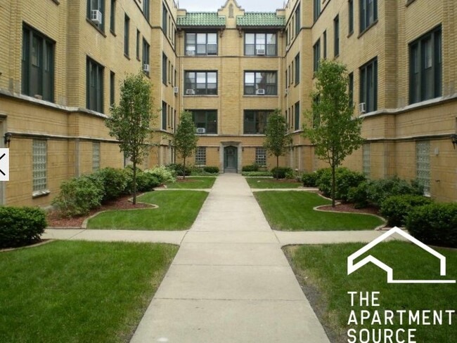 Photo - 2332 N Spaulding Ave Unit 3