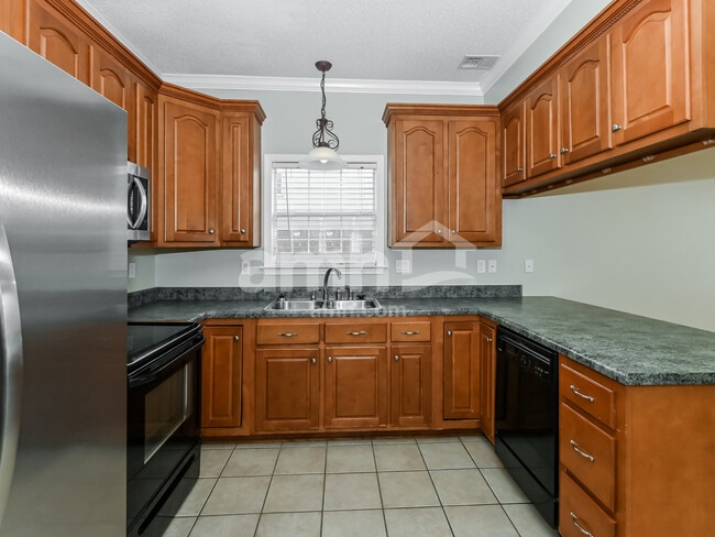 Photo - 6358 Braybourne Main