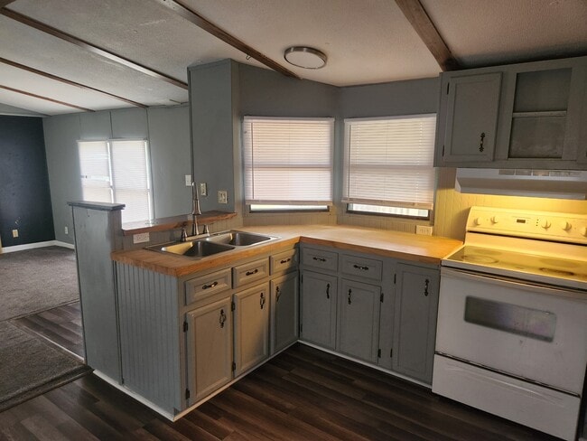 Photo - 747 Three Bridges Estates Cir