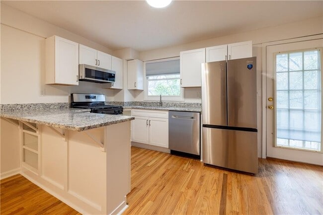 Photo - 897 Argonne Ave NE Unit 3