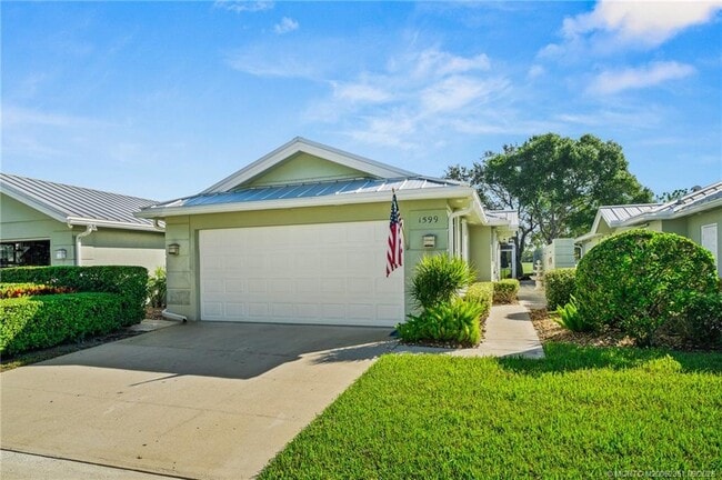 Building Photo - 1599 SW Springfield Ct Rental