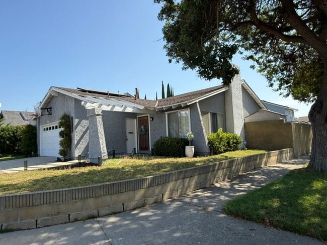 Photo - 19728 Normandale Ave