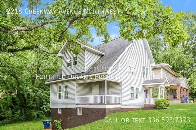 Photo - 2218 Greenway Ave NW