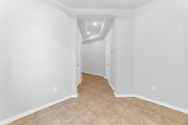 Photo - 8807 Oak Ivy Ln