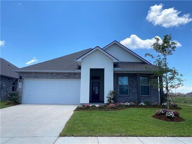 Photo - Lakeshores Villages Beauty