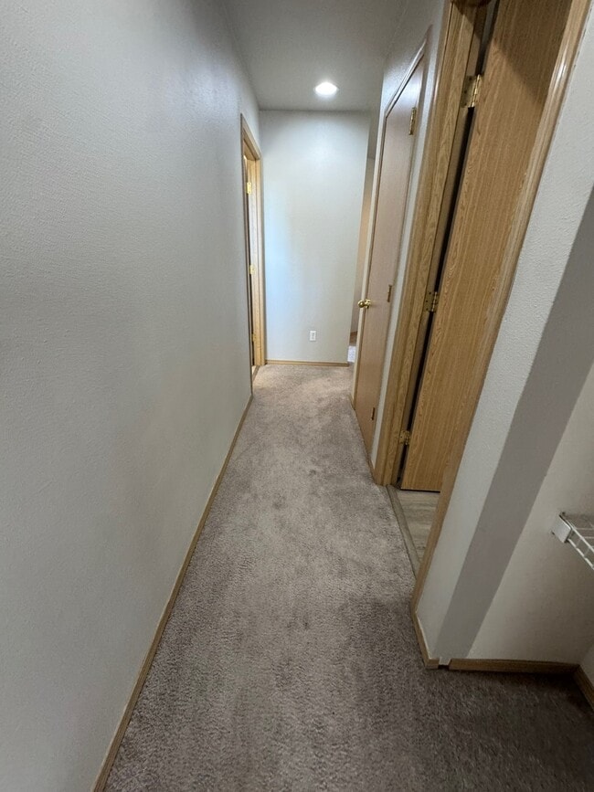 Photo - 207 Kansas St SW