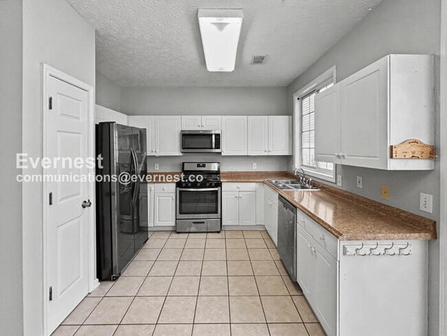 Photo - 151 Windcroft Cir NW