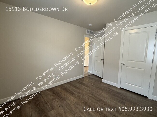 Photo - 15913 Boulderdown Dr