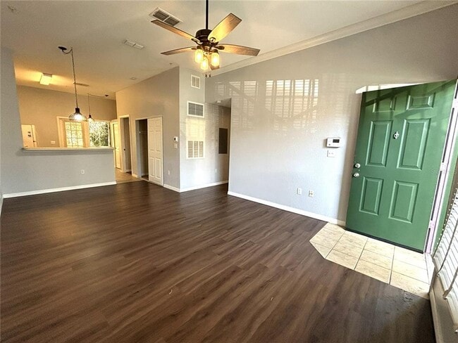 Photo - 141 Reserve Cir Unit 105