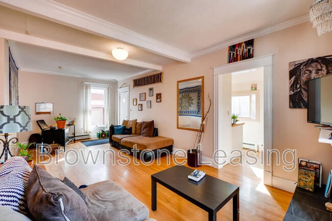 Photo - 1035 N Marion St Unit #3