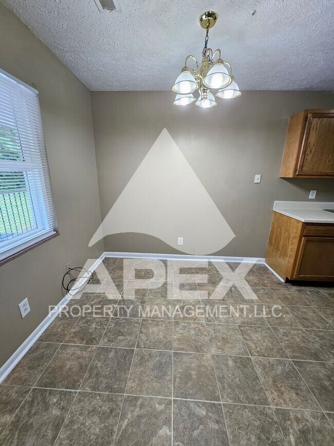 Photo - Spacious 1-Bd / 1-Ba Apartment In South Knoxville! Unidad Apt #8