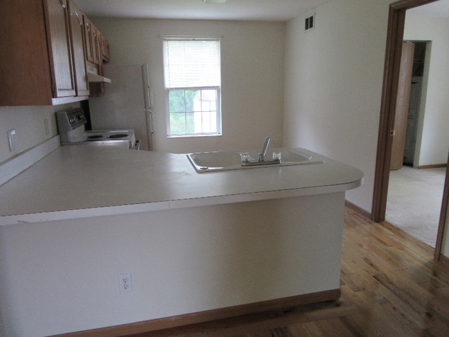 Photo - 4237 Auburn Rd