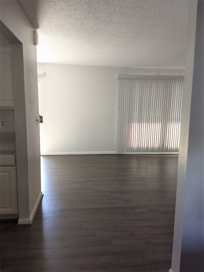 Photo - 29 Lakeshore Terrace