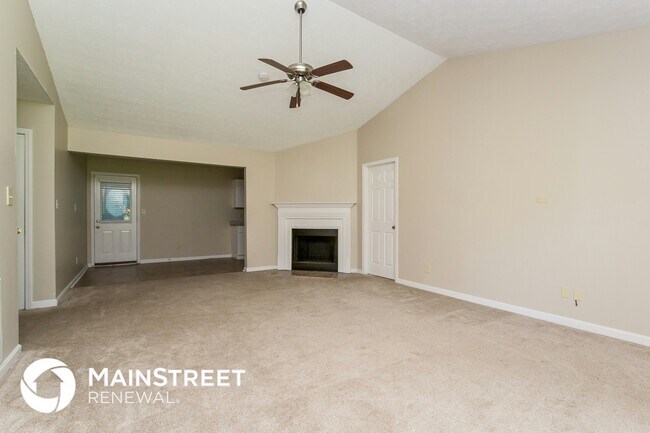 Photo - 3105 Garnet Way