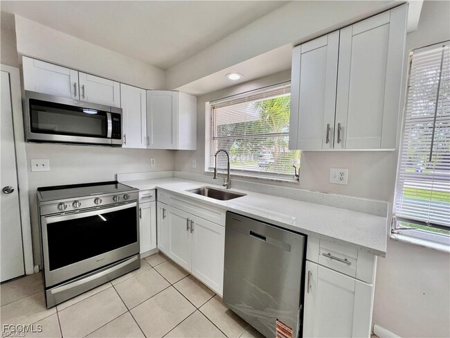 Photo - 2326 SE 8th Ave