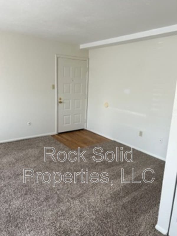 Photo - 1008 E Jefferson Rd