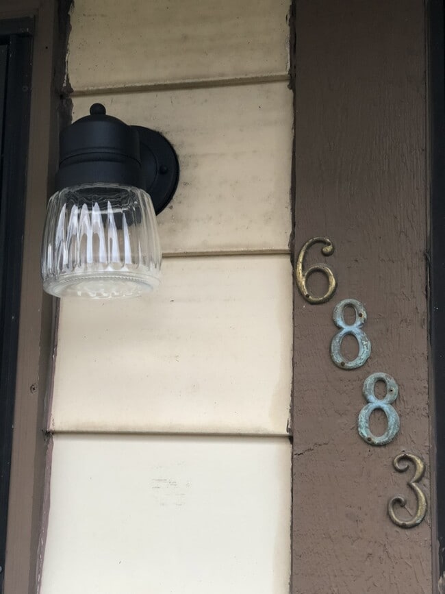 Photo - 6883 Fillmore Dr Unit 1