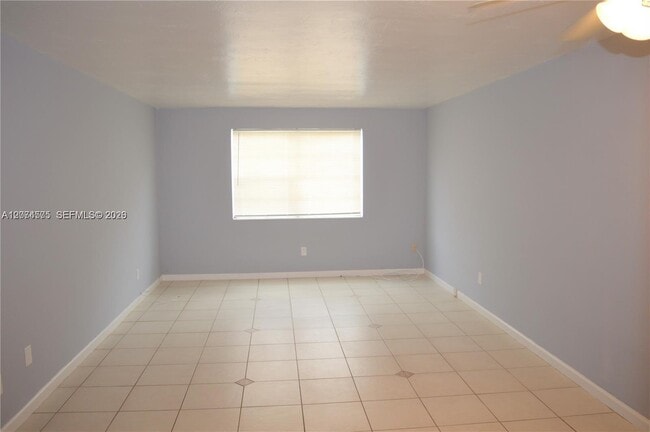 Photo - 1370 NE 119th St Unidad 137004