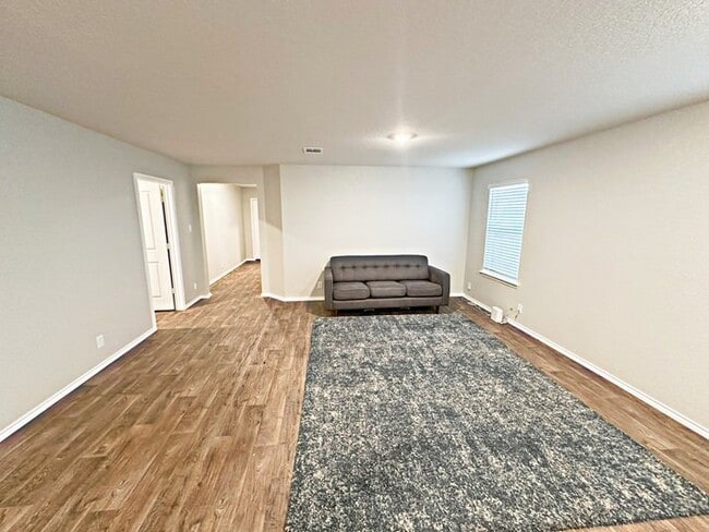 Photo - 15518 Smoky Honeyeater