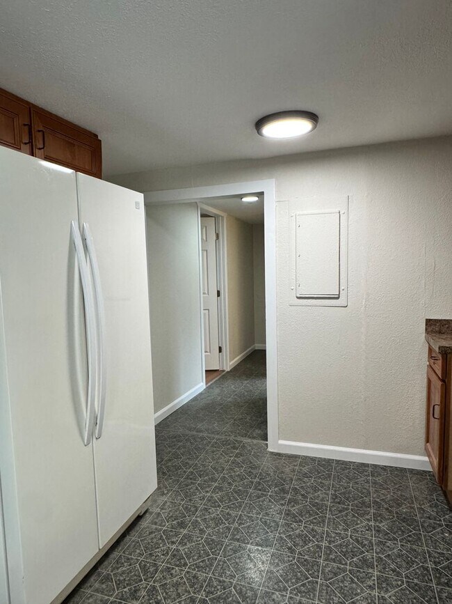 Photo - Selah remodeled 1 br, 1 ba home with washe...
