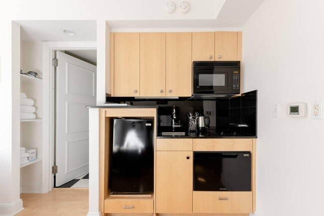 Photo - 119 W 57th St Unidad ID408771P