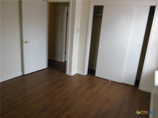 Photo - 604 Frostwood Dr