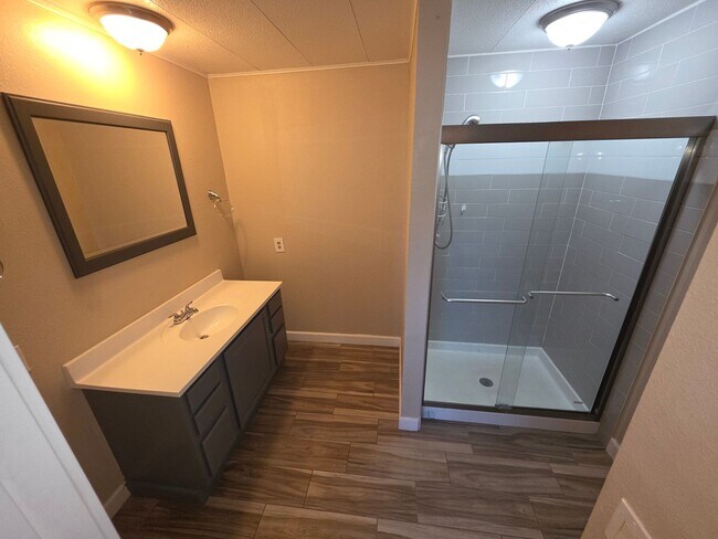 Photo - Charming 3 Bedroom Home