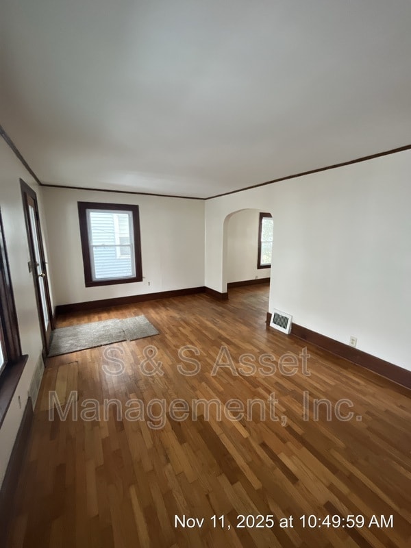 Photo - 1213 Edward St