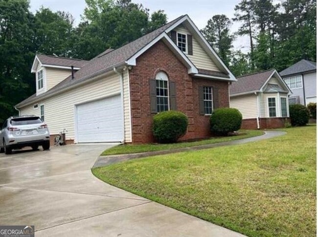 Photo - 504 Fallside Ct