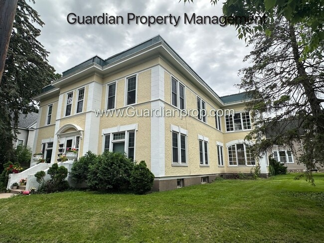 Building Photo - Spacious Prospect Park Upper Level, Sun Ro... Unit #3 Rental