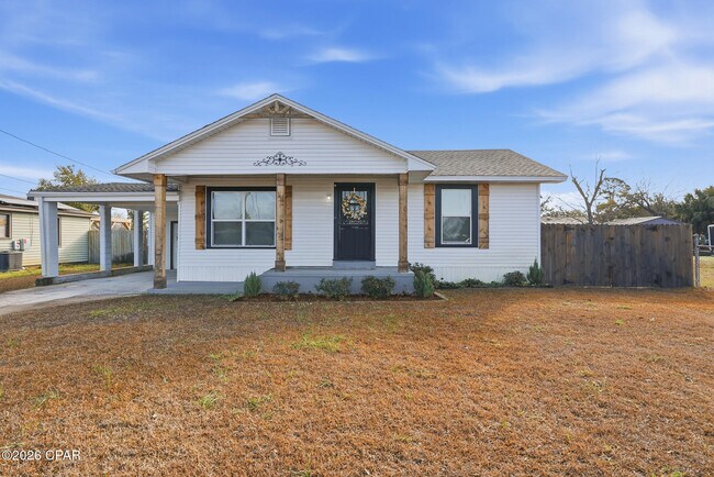 Photo - 1808 Chestnut Ave