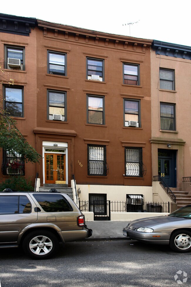 120 Dean St