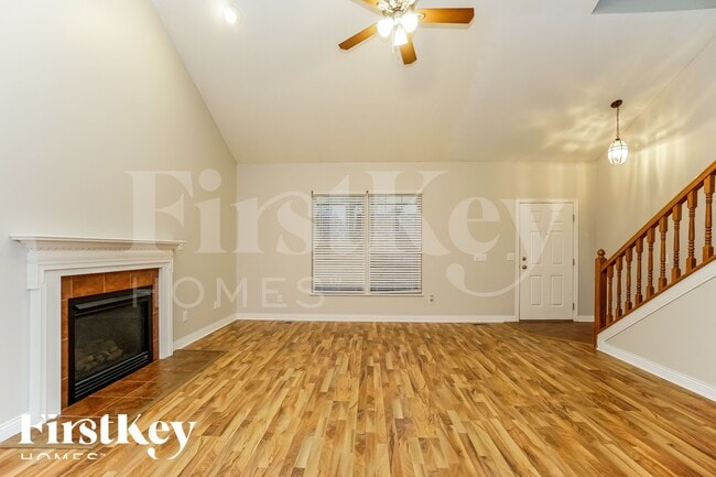 Photo - 101 Brenden Loop