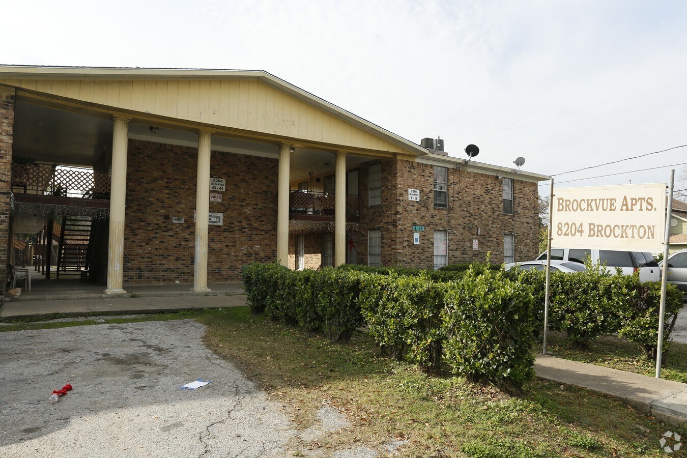 Photo - Brockvue Apartments