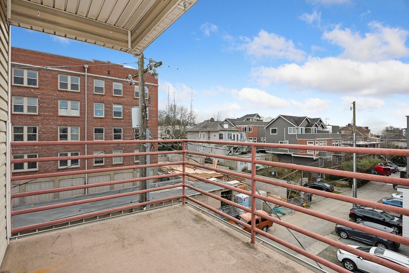 Contemporary 1-Bedroom in Capitol Hill – Q... - Contemporary 1-Bedroom in Capitol Hill – Q... Apartment Unit 202