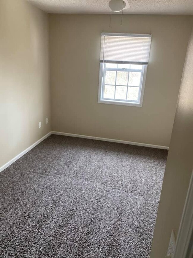 Photo - 1701 Bourland Ln Unit Apt C