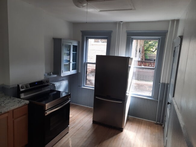 Photo - 429 N 10th Ave E Unidad 429