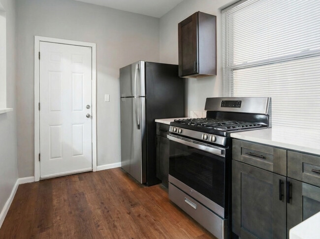 Photo - 5431 S Indiana Ave Unidad 1