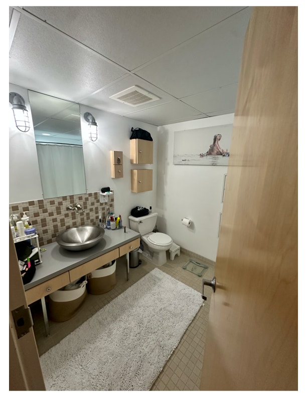 bathroom - 75 Maple St Unit 109