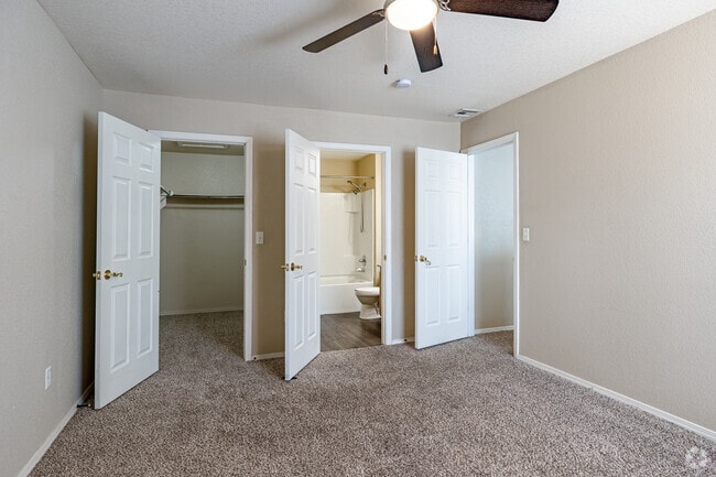 2BD, 2BA - 1076SF - Upgraded Flat - Bedroom 2