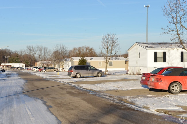 Photo - Deer Trace Pointe