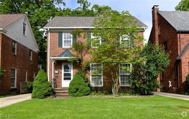 Building Photo - 2408 Eardley Rd Rental