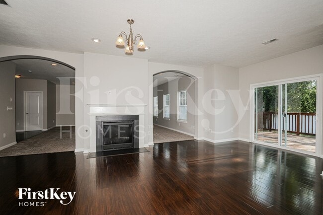 Photo - 1916 Devonshire Ave