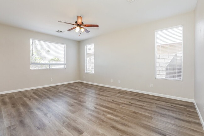 Photo - 4836 E Meadow Lark Way