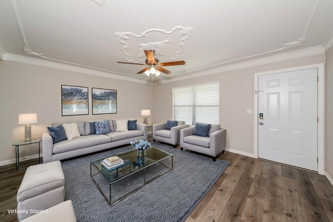 Photo - 5362 Trekell St