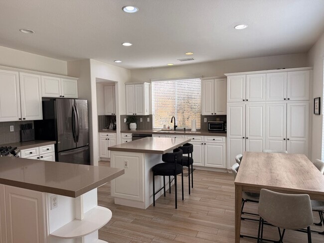 Photo - Carlsbad 4 Bed!