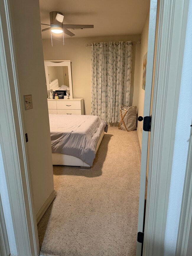 Photo - 304 E Fargo St